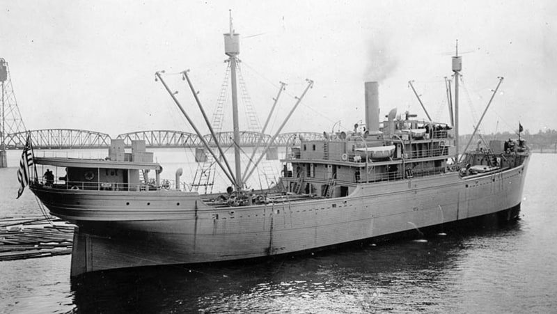 photo of ferris type ship in port